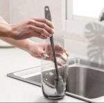 CEPILLO DE SILICONA PARA BOTELLAS - Imagen 2