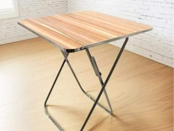 MESA PEGABLE DISEÑO MADERA