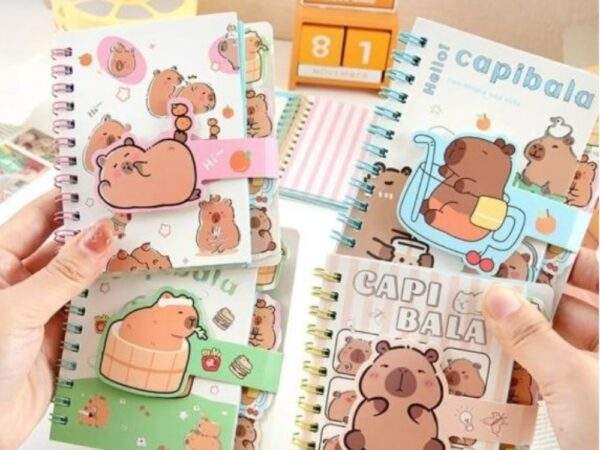 MINI LIBRETAS CAPIBARA CON PEGA PEGA