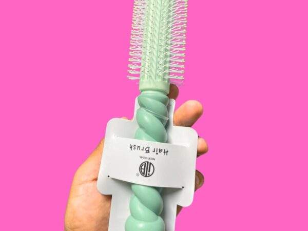 CEPILLO DE CABELLO
