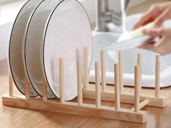 ORGANIZADOR DE PLATOS Y TABLAS BAMBÚ