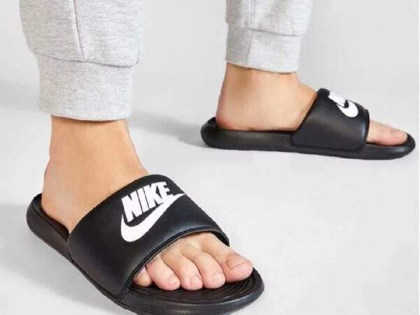 SANDALIA DE VARON NIKE