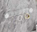 PERCHERO ACRÍLICO CON VENTOSA Y GANCHO PLEGABLE  - Imagen 3