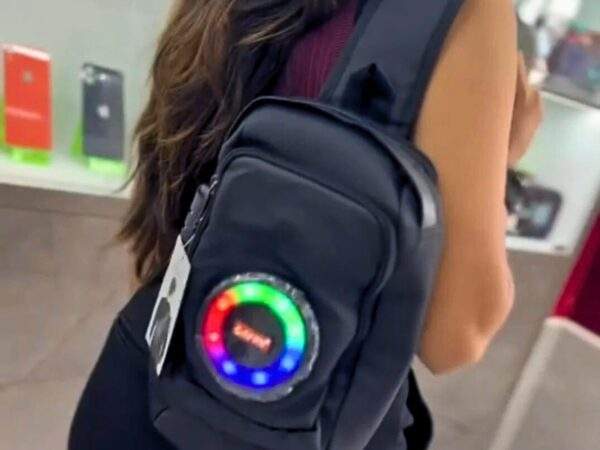 MORRAL CON PARLANTE CAFINI