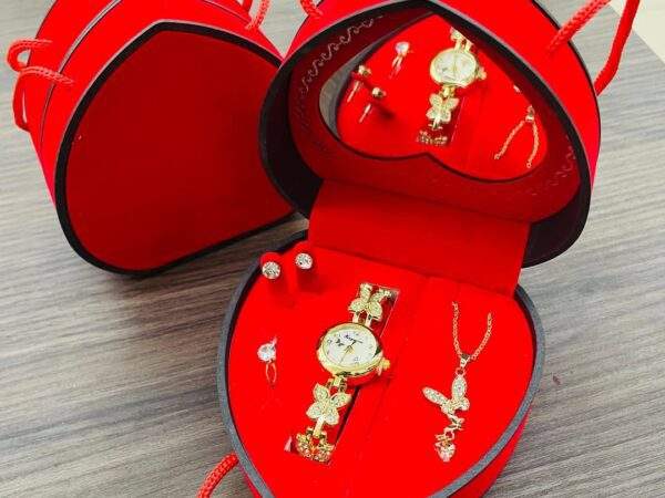 SET DE COFRE CORAZON ROJO