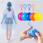 PONCHO DE LLUVIA CON BOLITA  - Imagen 2